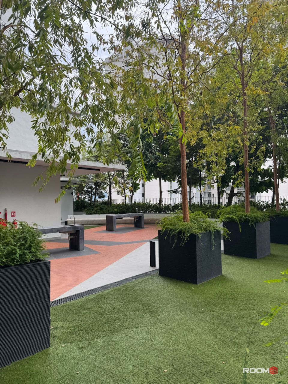 🌷 Middle Room @ Female Unit 🌷 ☺️ Spacious & Comfortable ☺️ 🪑 Fully Furnished 🪑