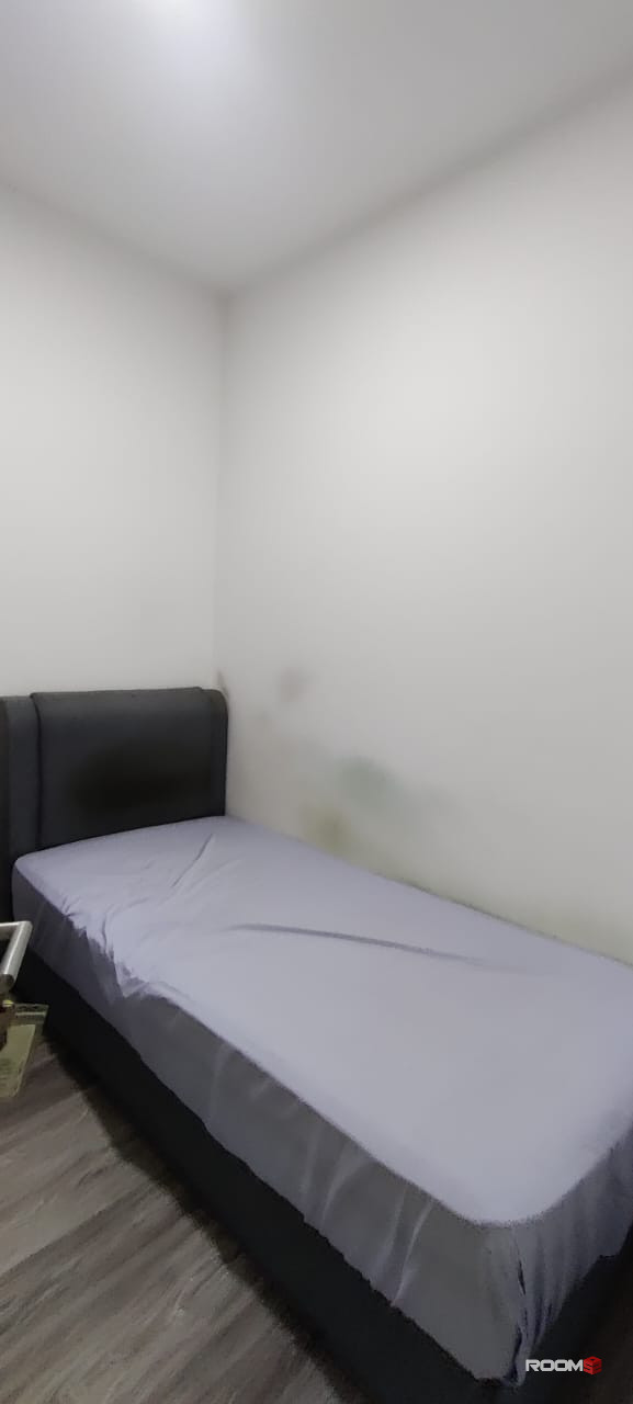 Single Room United Point Doorstep Shopping Malls & Close to Desa Parkcity