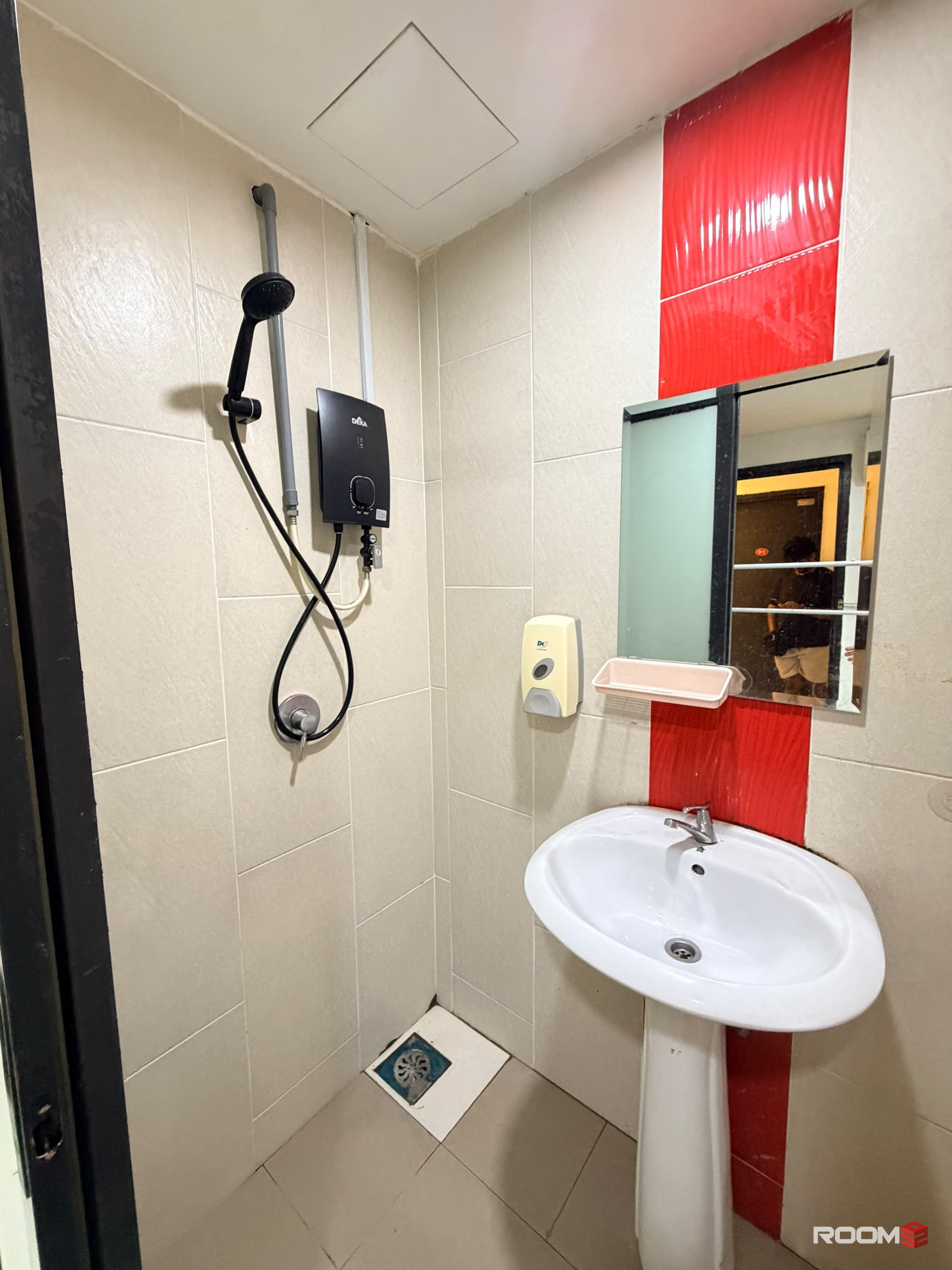 ZERO Deposit❗ Fully Furnished Master Room with Bathroom in Kelana Jaya
