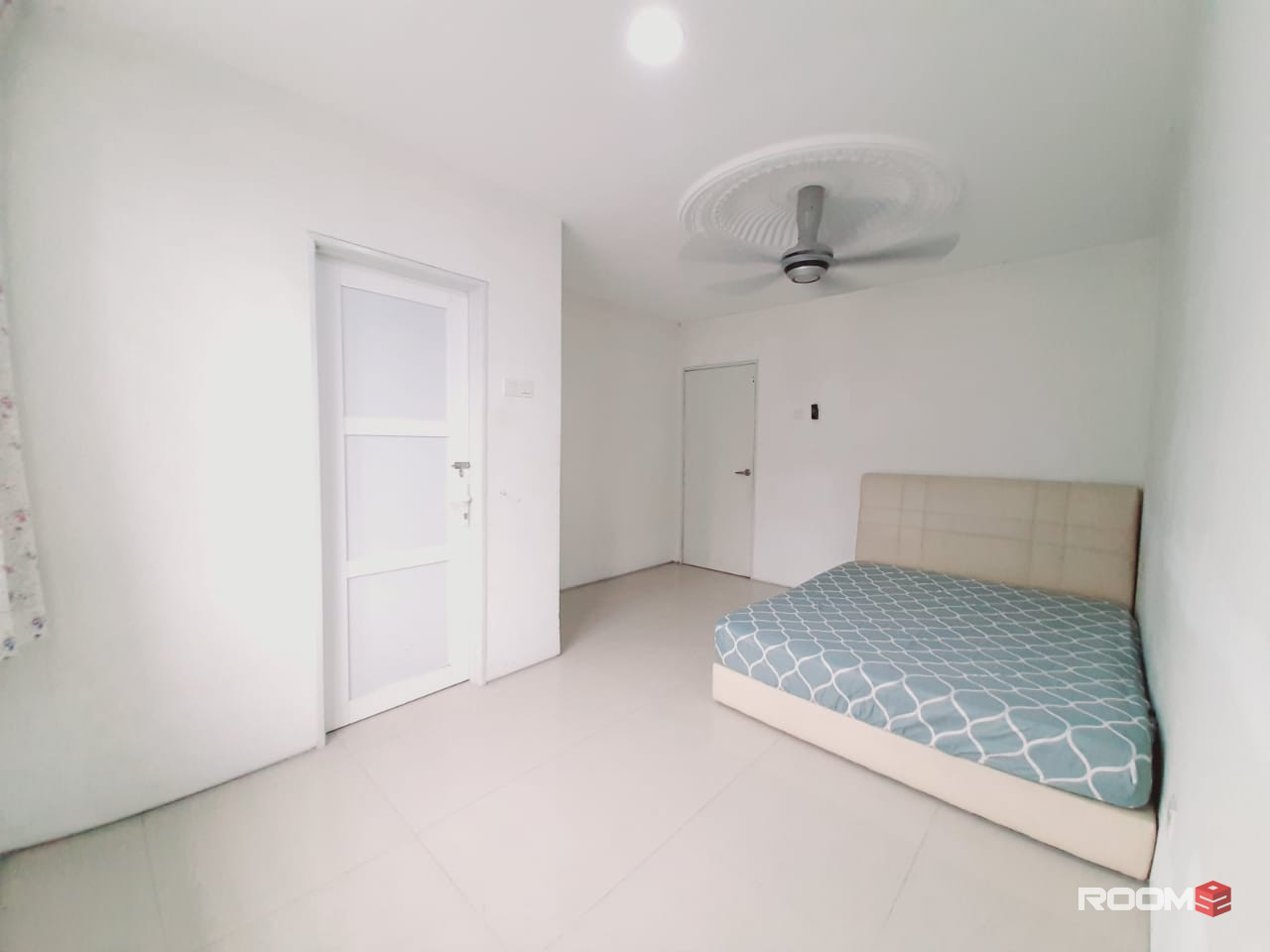 Bilik Sewa Balakong(free wifi) (Silk Residence) (Sungai Long) (AEON Cheras Selatan)(KTM)(The Mines) Taman Mesra Utama