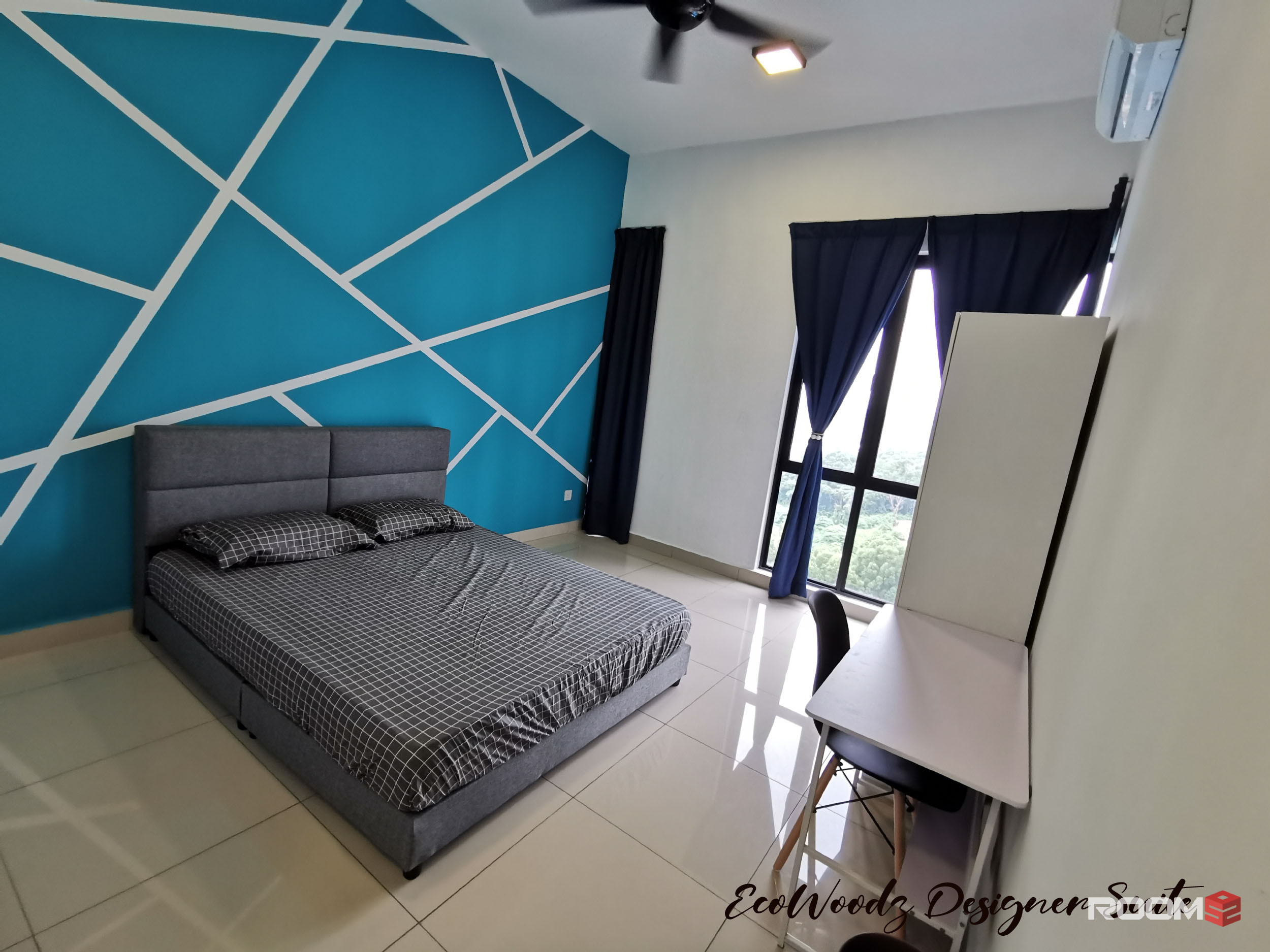 Master room for rent at Green Park Residence Condominium with private Bathroom