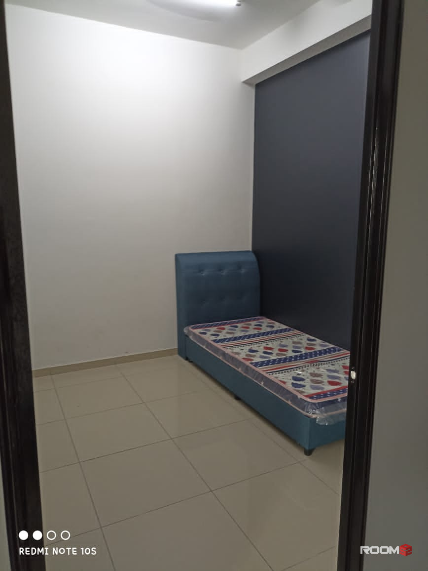 Single Room For Rent At Seri Kembangan, Bilik Sewa Seri Kembangan [🔥 👉 30% Off] Tmn Bkt Serdang, Taman Equine, UPM, Th