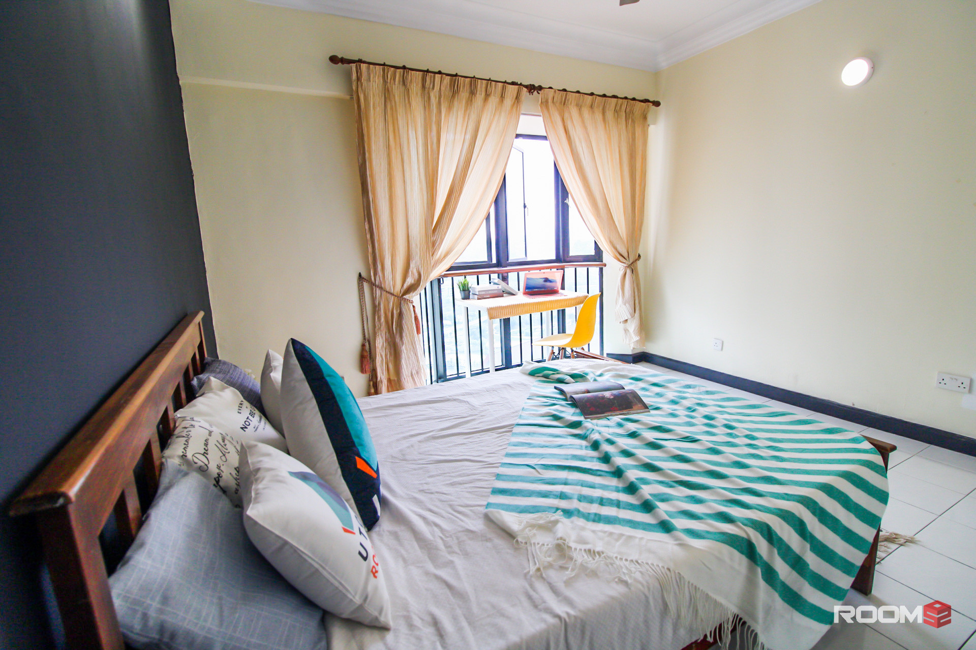 Rent Female Unit WITHOUT Regrets 👏🏼 Near To LRT & KTM 🚄 ZERO Deposit & Fully Furnished 💯 1 Room LEFT ‼️