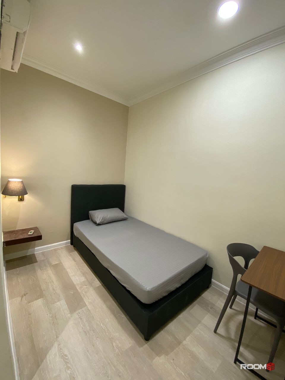 Zero Deposit 5 Mins to Wangsa Walk Single with Attached Bathroom in Wangsa Maju