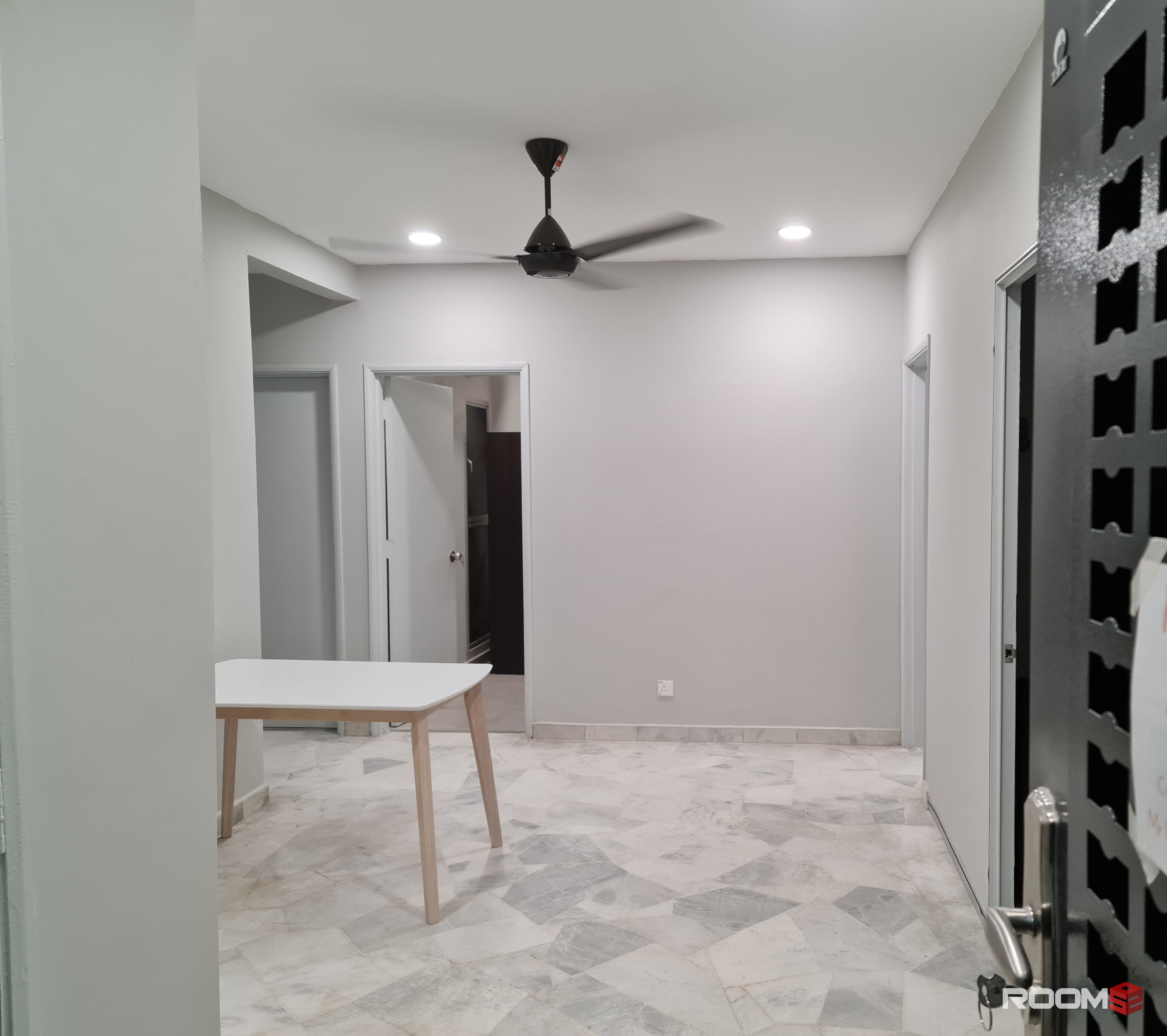 1min walk INTI University, 9min to LRT SS15 student room - Master Room w attached bathroom subang rent allow cook share