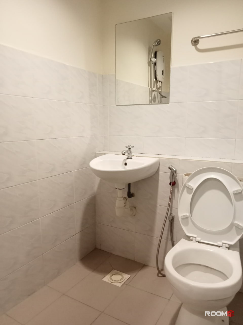 Your Ideal Room Awaits! 🏠 4 Min To Taman Rekreasi Sungai Chua ⛺