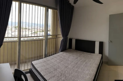 Medium Room With Balcony For Rent
