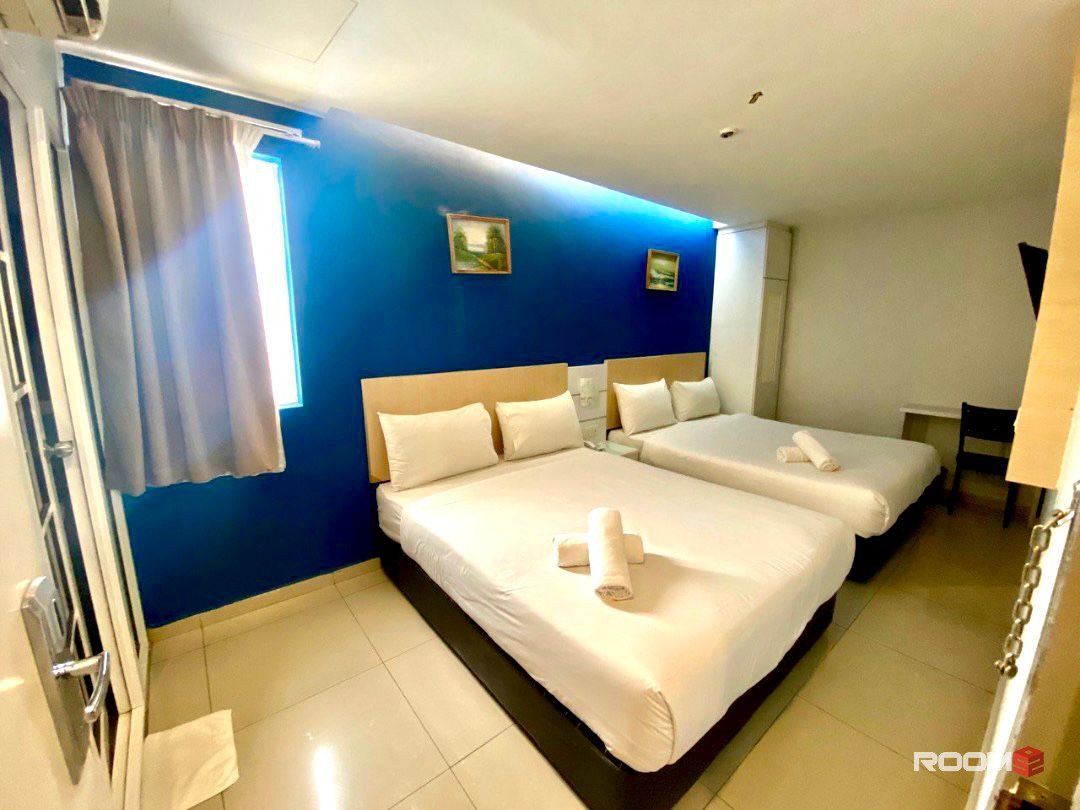 "Experience Luxury Living at SS15, Petaling Jaya! 🏠✨ Master Room with Zero Deposit 🛏️🪑