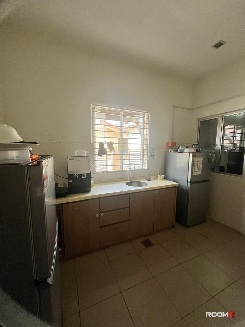 💕LOW DEPOSIT🔥🔥SETIA ALAM SINGLE ROOM FOR RENT 😍😍NEAR SETIA CITY MALL 🙌🙌