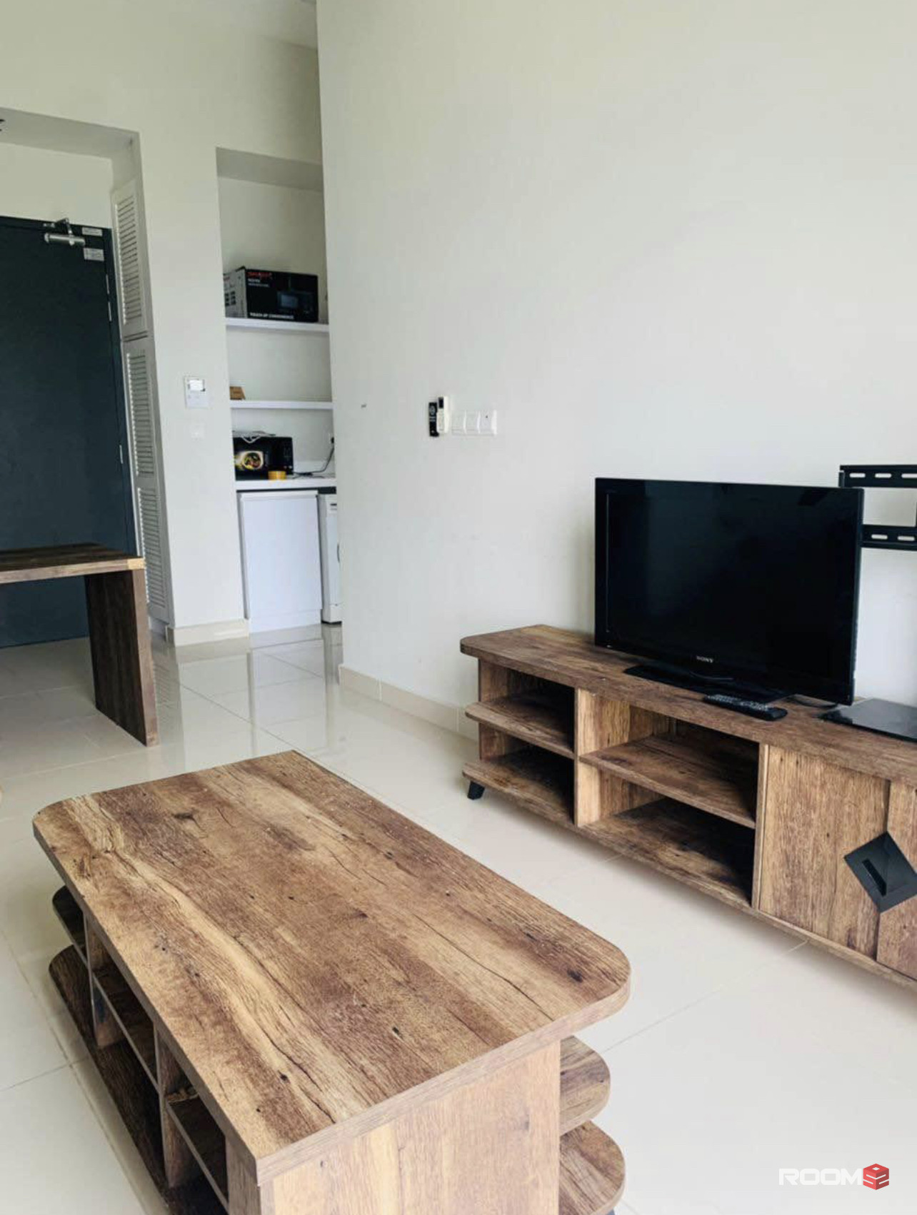 Fully Furnished Studio Unit For Rent At Third Avenue Condo