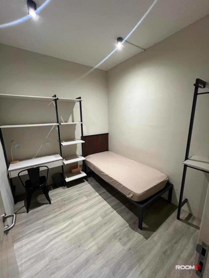 FEMALE UNIT‼️Private Single Room in USJ 21, Subang Jaya | Closed Main Place Mall