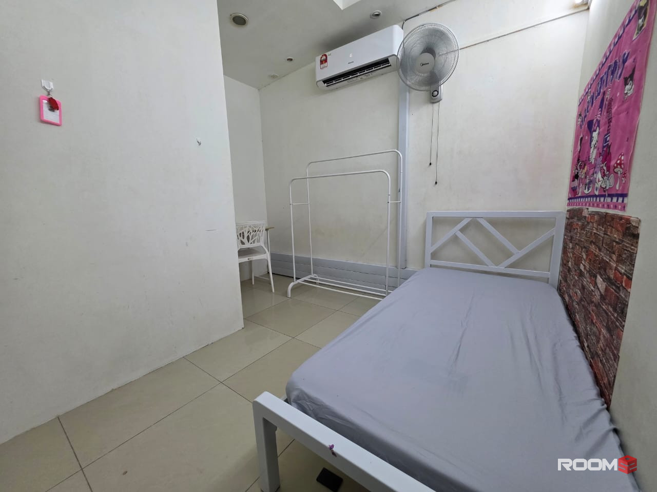 SINGLE ROOM NEAR MRT SURIAN (RM600+)