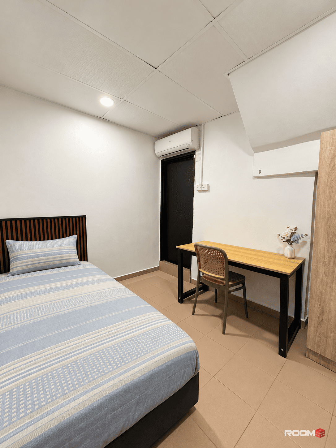 💥 Near Holiday Plaza | Private Bath + Zero Deposit