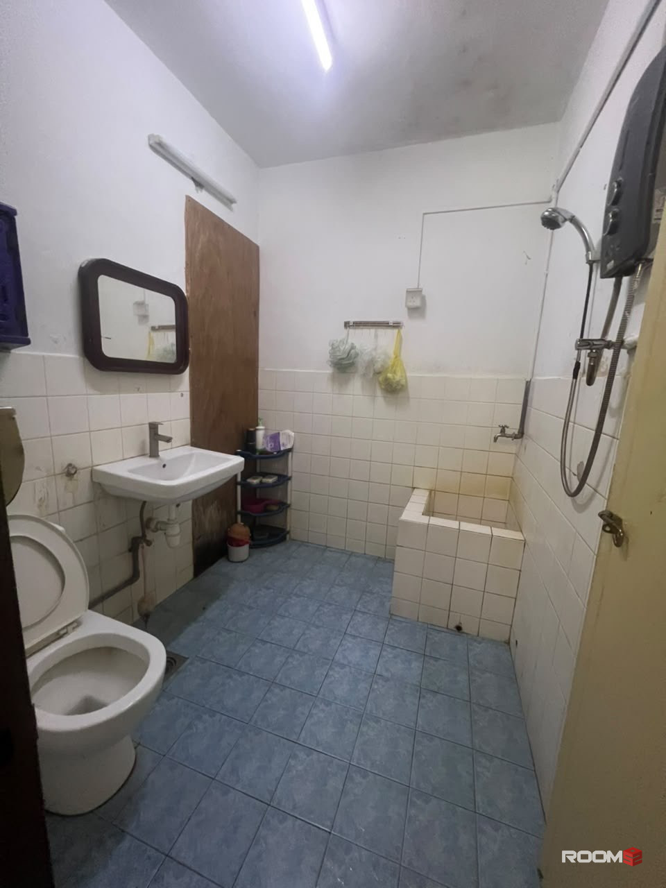 🏡 Cozy Partly Furnished Room for Rent @ Bangsar Park, Kuala Lumpur
