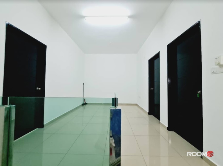 🔥 Hotspot Location 🔥 👉👈 📣 𝑴𝑨𝑺𝑻𝑬𝑹 Room Rent at Kajang, Bdr Tek, Kajang Utama Near to {MRT & KTM 🚊} 📍  Berham