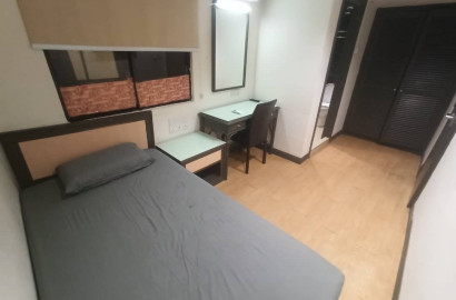 Cheap Deluxe Master Room Near Jalan Alor & MRT Station at Bukit Bintang, KL City Centre