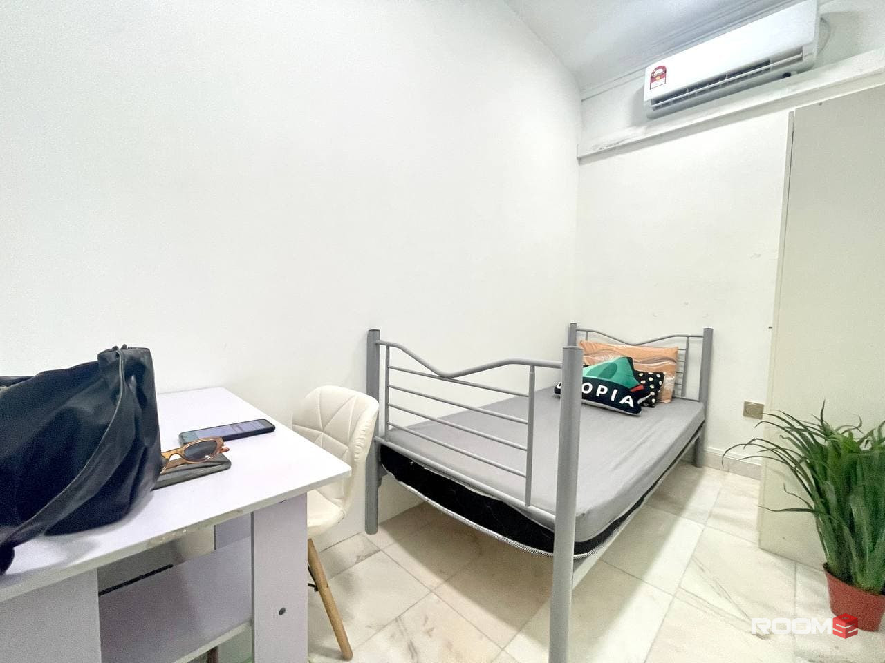 Good Price & Value! ⛱Comfort Location In KL City Area, Single room for rent at Wisma Cosway. WITHOUT DEPOSIT