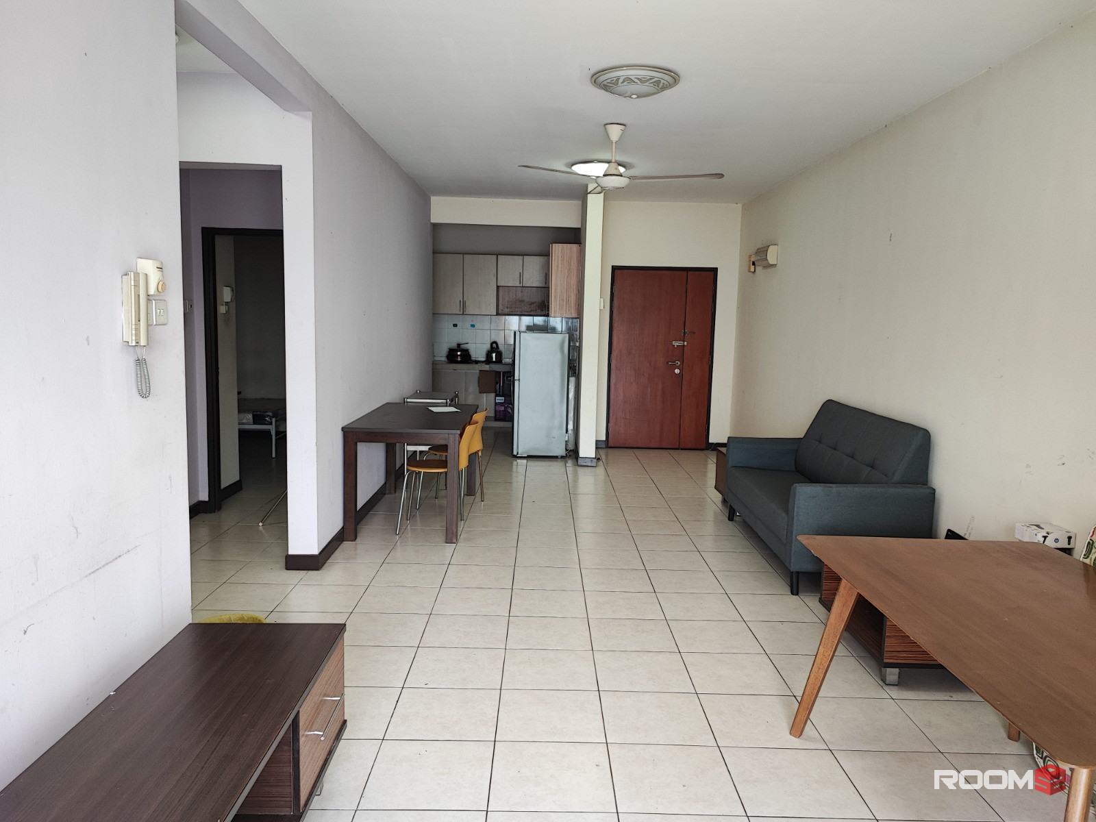 Master room for rent at cova villa, kota damansara