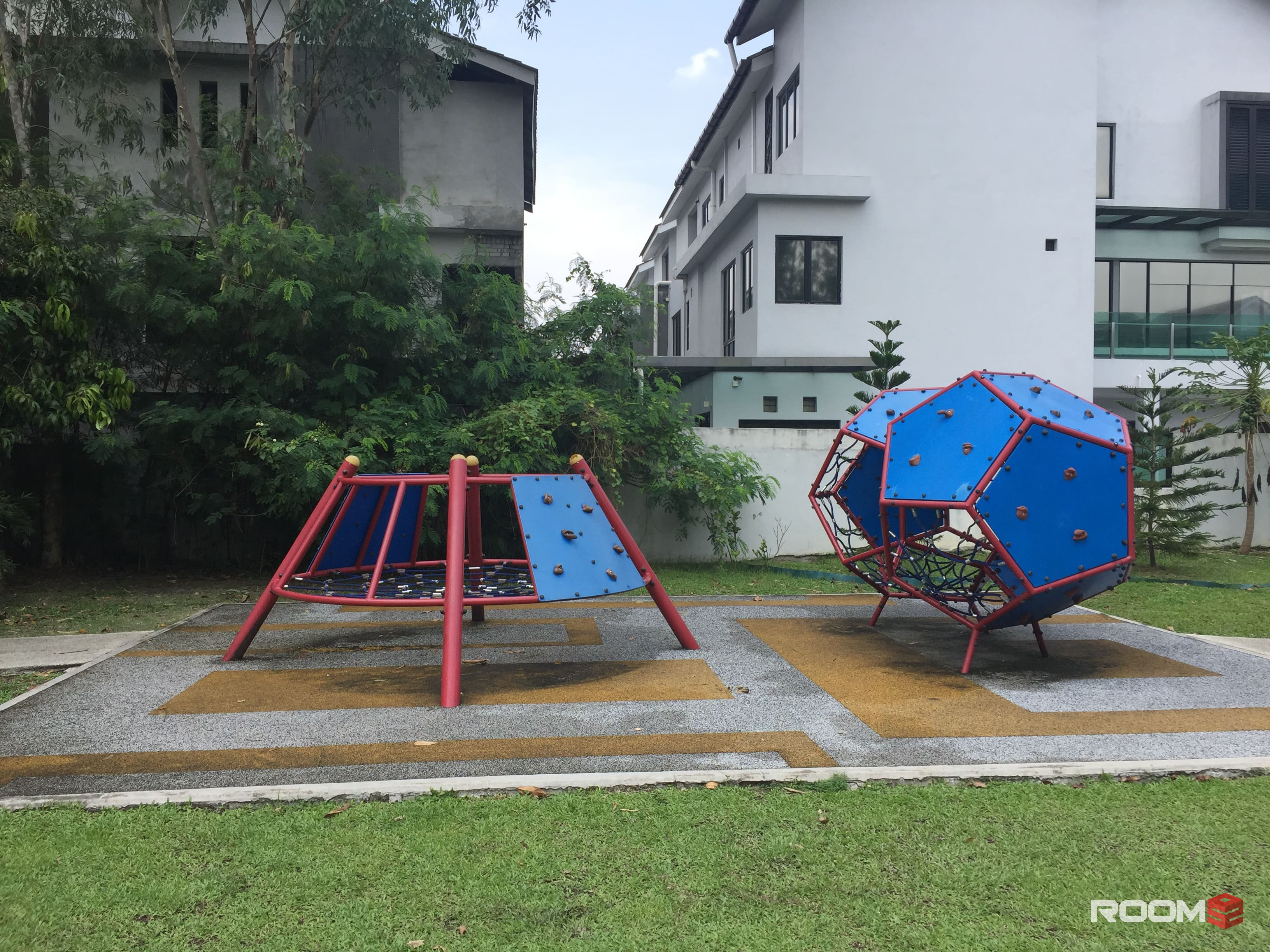 3 Sty Super Link @ Lake Fields, Sg Besi, TBS, Fully Furnished With Air-Cond
