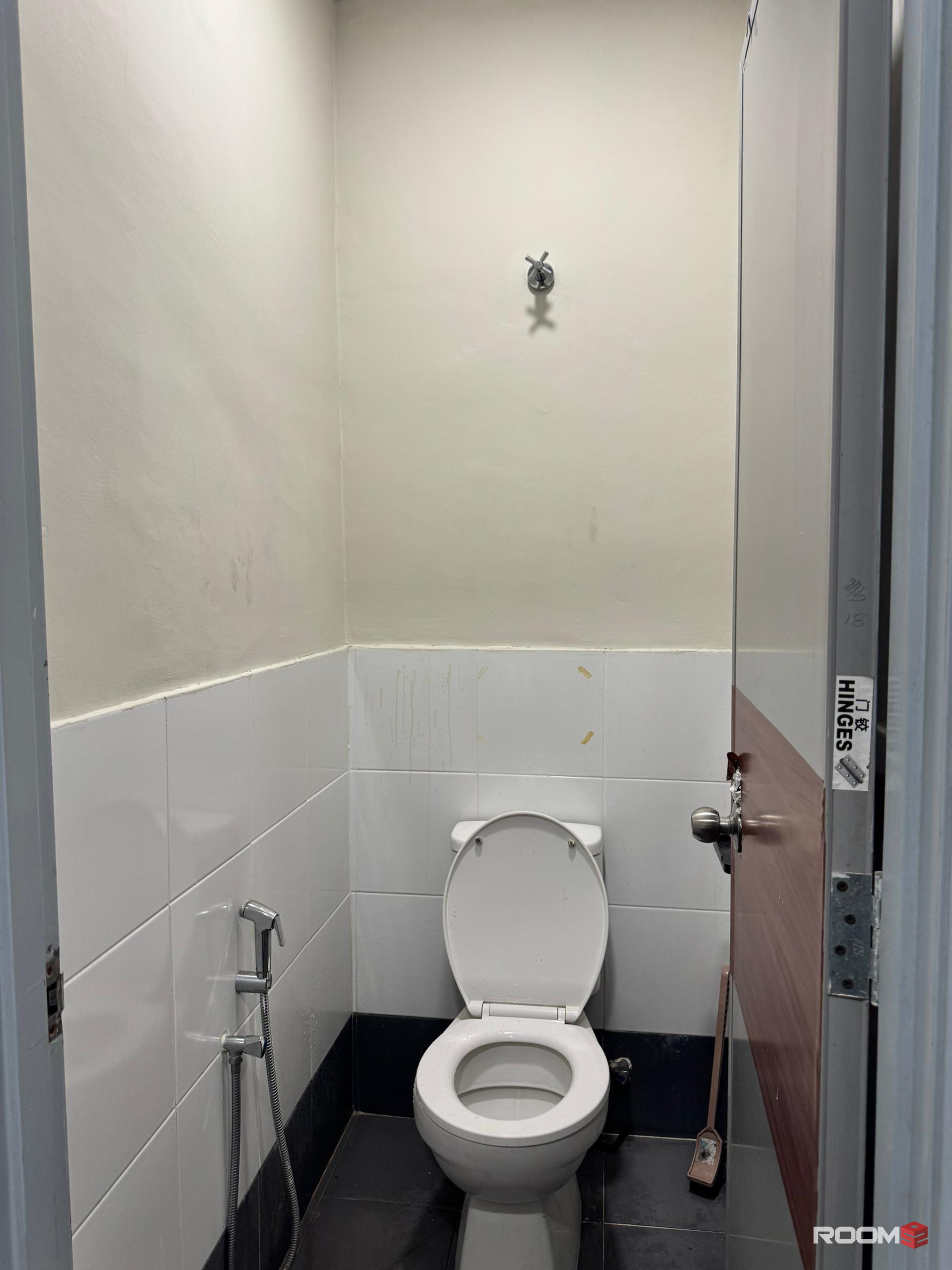 GREAT SINGLE ROOM available at USJ 21/7 JL CO LIVING 🤩 with FREE WIFI & ZERO DEPOSIT 🥳 5MIN WALK to Shopping Mall