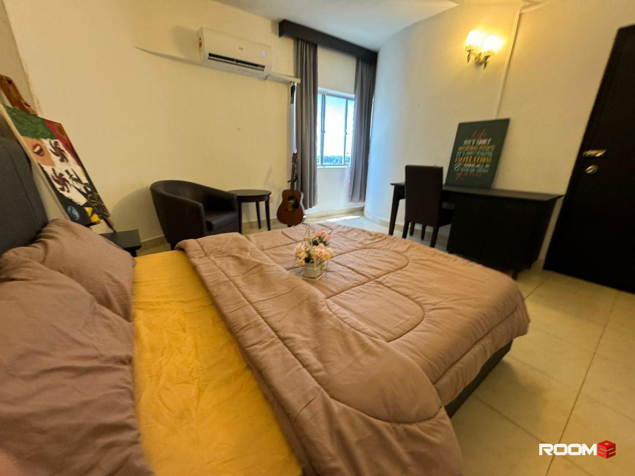 🏡 Suria City Room • 6-min Walk to CIQ • Beside GBW Hotel / Opposite R&F Mall