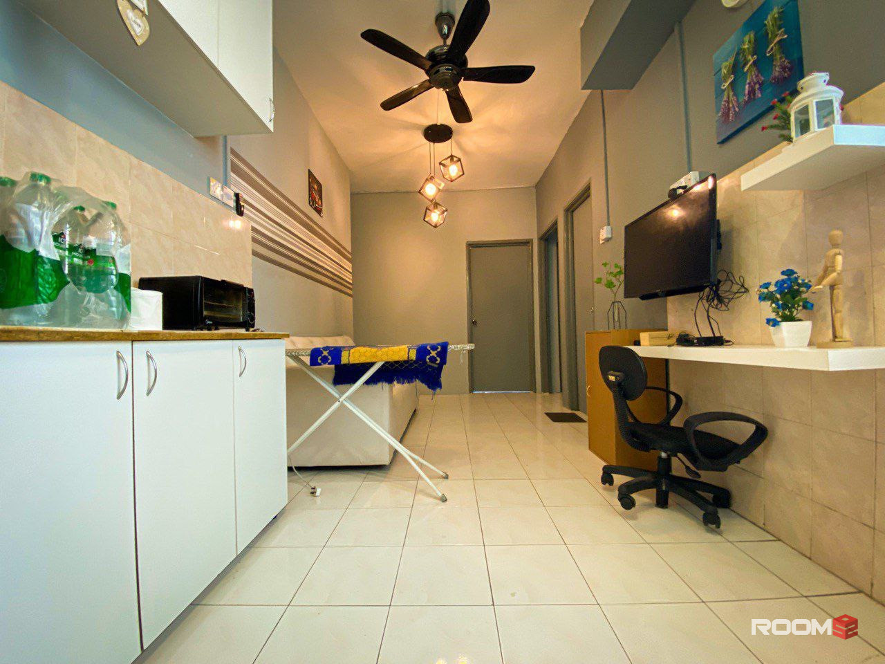 Middle Room, Vista Pinggiran, Seri Kembangan