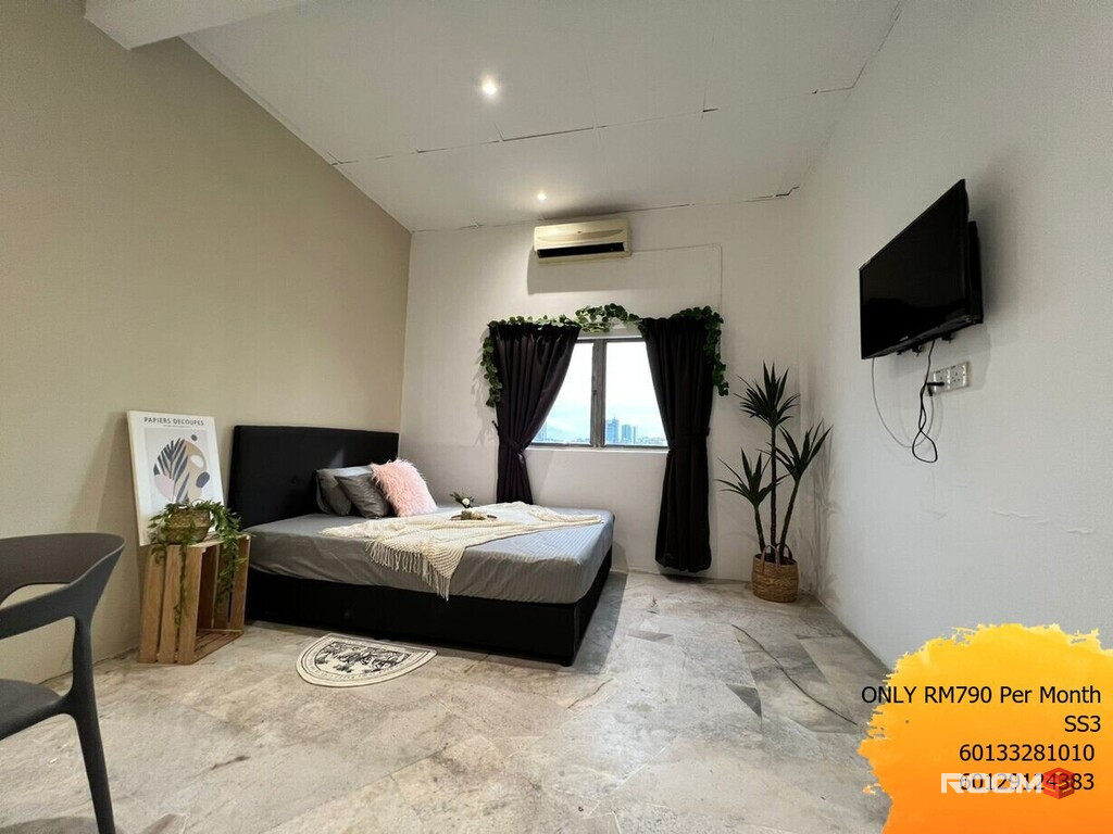 Free Parking Hotel Master Room at SS3, Petaling Jaya
