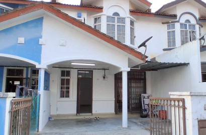 Bukit Indah Room For Rent! Walking to Bus Stop CW3