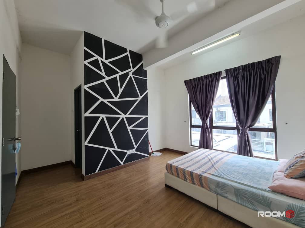 Middle Room at Seremban 2, Bilik Sewa Seremban [🔥👉𝑨𝑻𝑻𝑨𝑪𝑯𝑬𝑫 𝑻𝑶𝑰𝑳𝑬𝑻 ] Bdr Ainsdale, AEON, Mydin, Labu, NSK