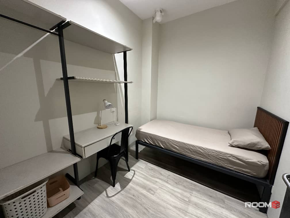 Near LRT USJ21 ❗ Room with Sharing Toilet @ USJ 21