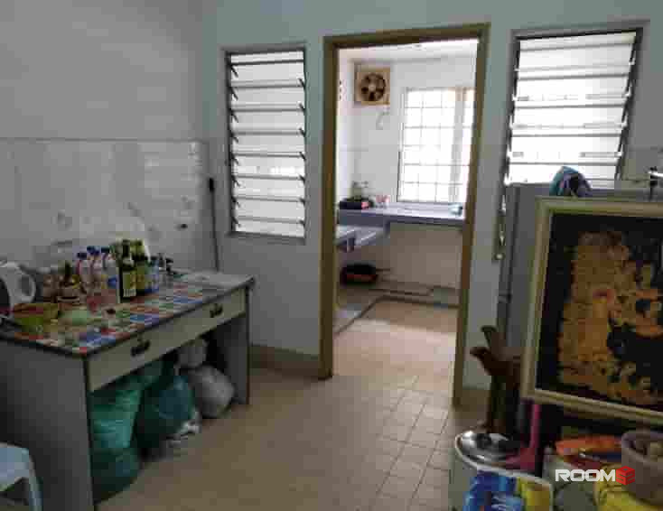 💰 Zero Deposit! 💼💃 🚶‍♀️ Just 2 mins' walk to INTI College! 📚🎓