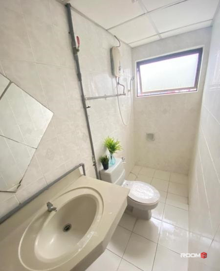 medium room bandar sunway subang jaya usj petaling jaya