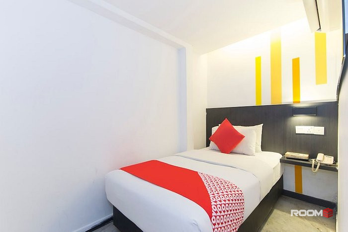 Rent a comfortable room at Bukit Bintang