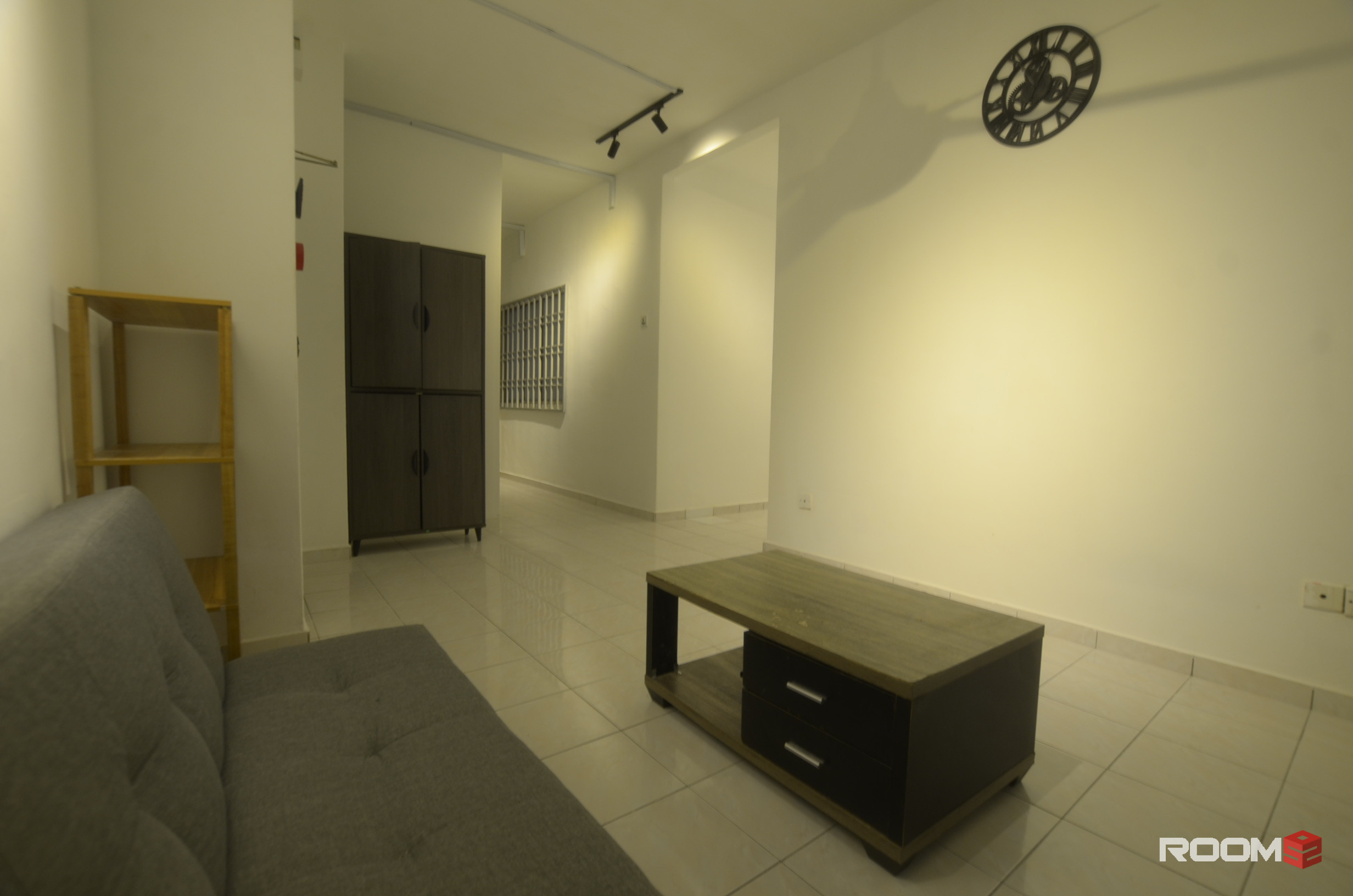 ( Female Unit-Medium Room) at Sutramas ,Puchong Jaya @ Near PFCC , Bandar Puteri Puchong , IOI Mall, SETIA WALK