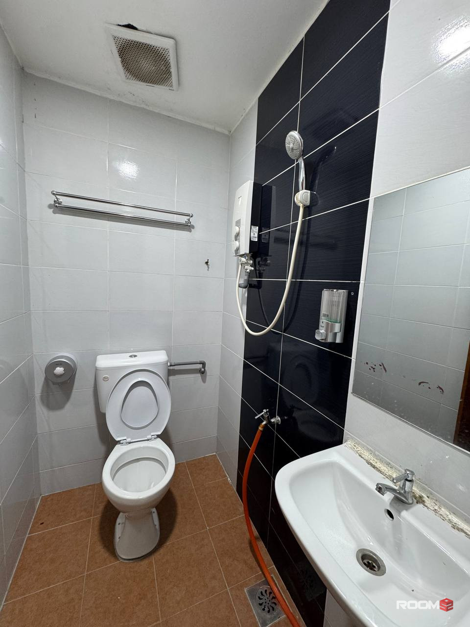 📍🌟10 Min to CIQ 🌟| 🚗 6 Min to KSL - Cozy, fully furnished, zero deposit room available for rent🤗✨