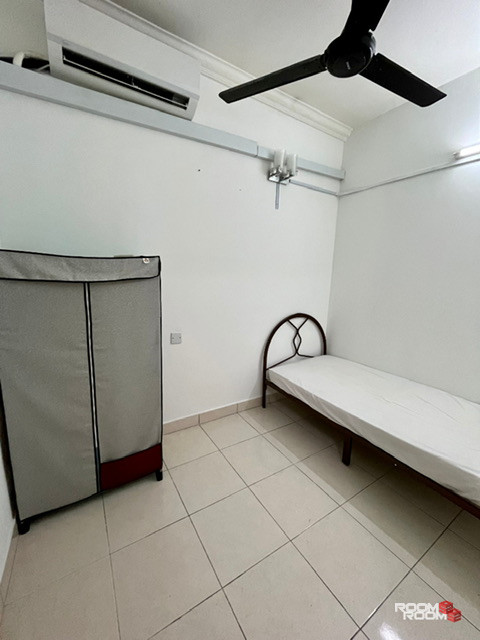 🏠 Single Room with Air-Condition in Bandar Utama Near One Utama Mall / MRT Bandar Utama 🌟