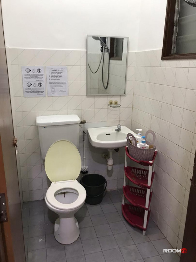 🌟 Room Available at USJ 6, Subang Jaya 🌟 💻 Unlimited WiFi included! 💻