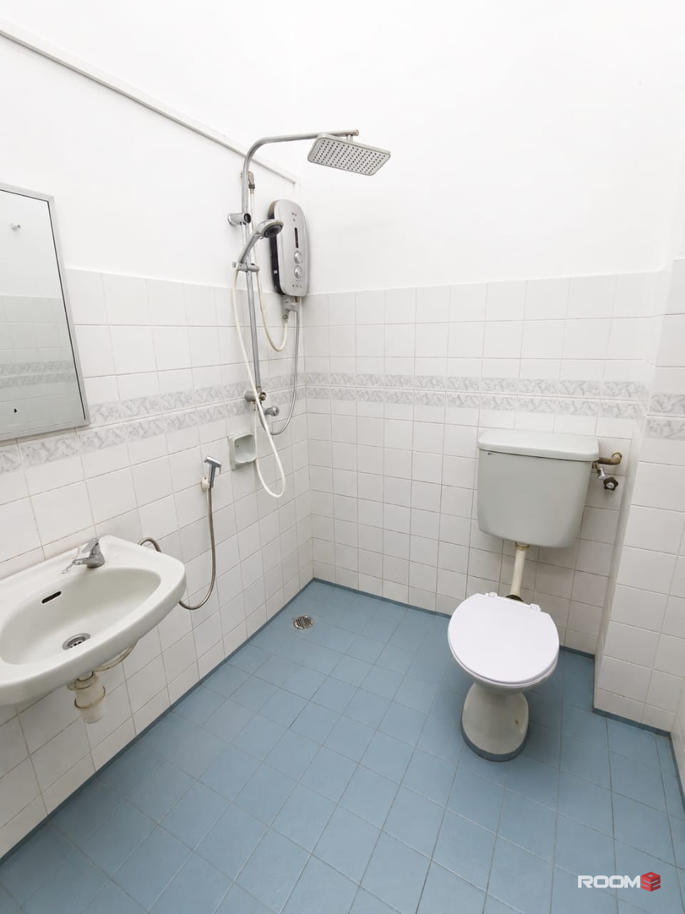 🔥 USJ6 Medium Room 🏠 | Near Da Men Mall 🛍️ | 🚗 Easy Access to SS15, Sunway & PJ