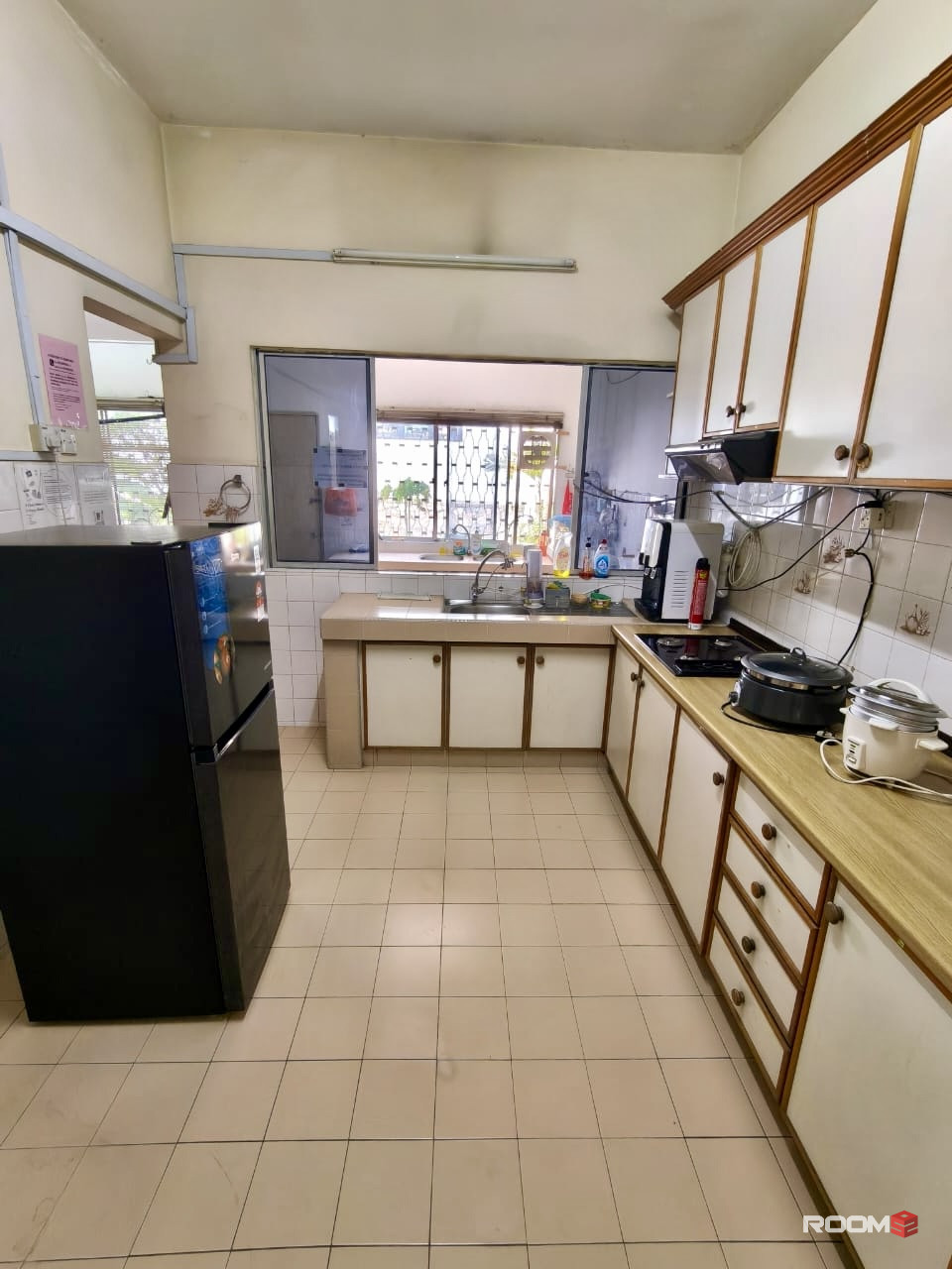 🚈 250m to Taman Bahagia LRT 🏃🏻 | 🏠 Room For Rent @ SS2 Petaling Jaya 🔥