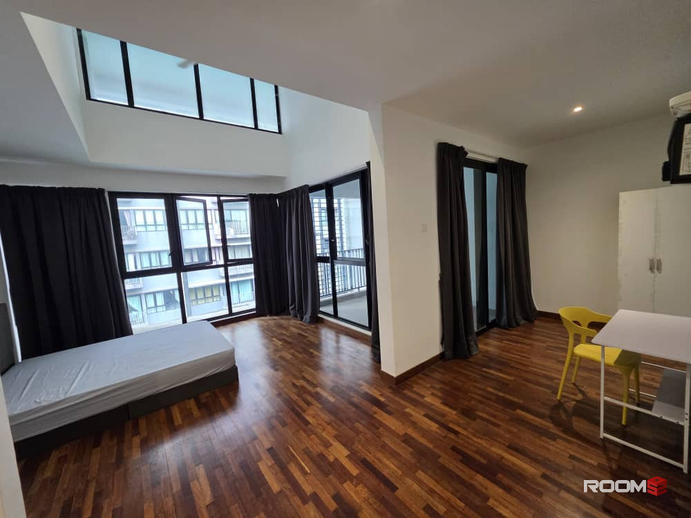 ✨ Zero Deposit Female Master Room | 🏃🏻 Walk to Central i-City Mall 🛒