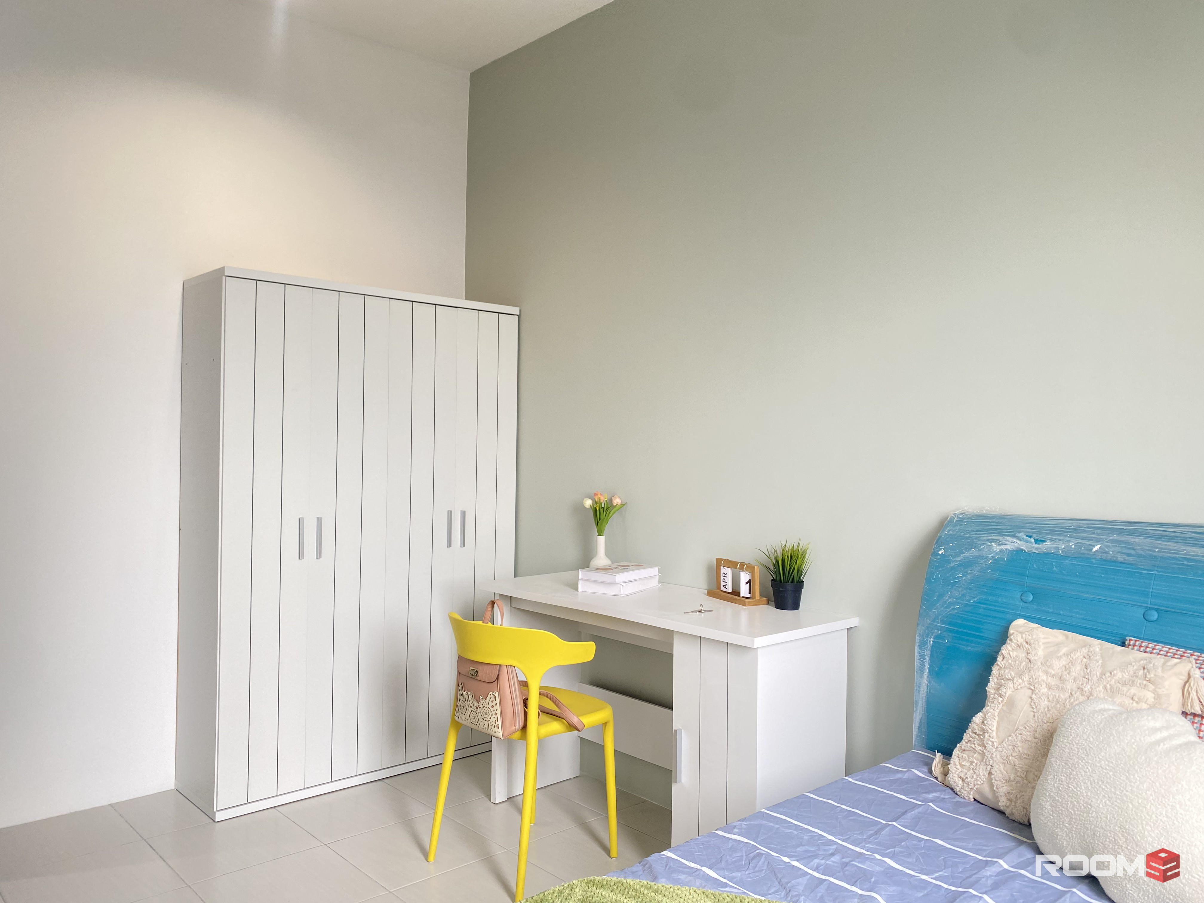 Save More Money 💰👍🏽 Master Room In Female Unit At Setapak KL 😱👩🏻 One Room LEFT ‼️