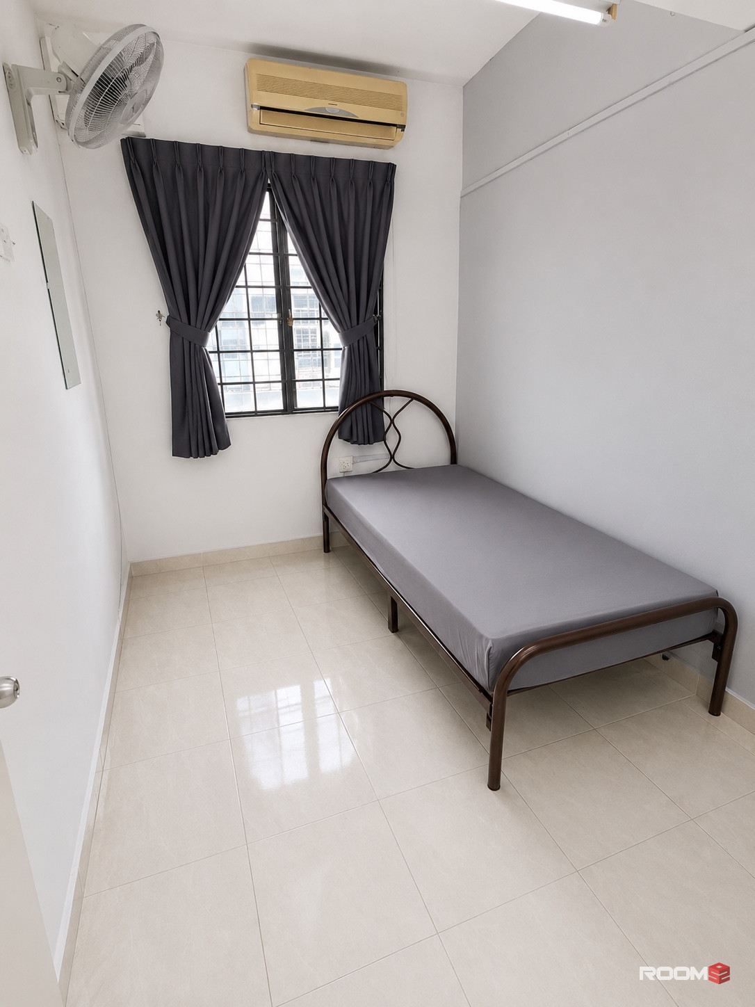🏠 Medium Room For Rent @ Bandar Sunway | 🚗 3-5 Mins To Sunway Pyramid 🛍️
