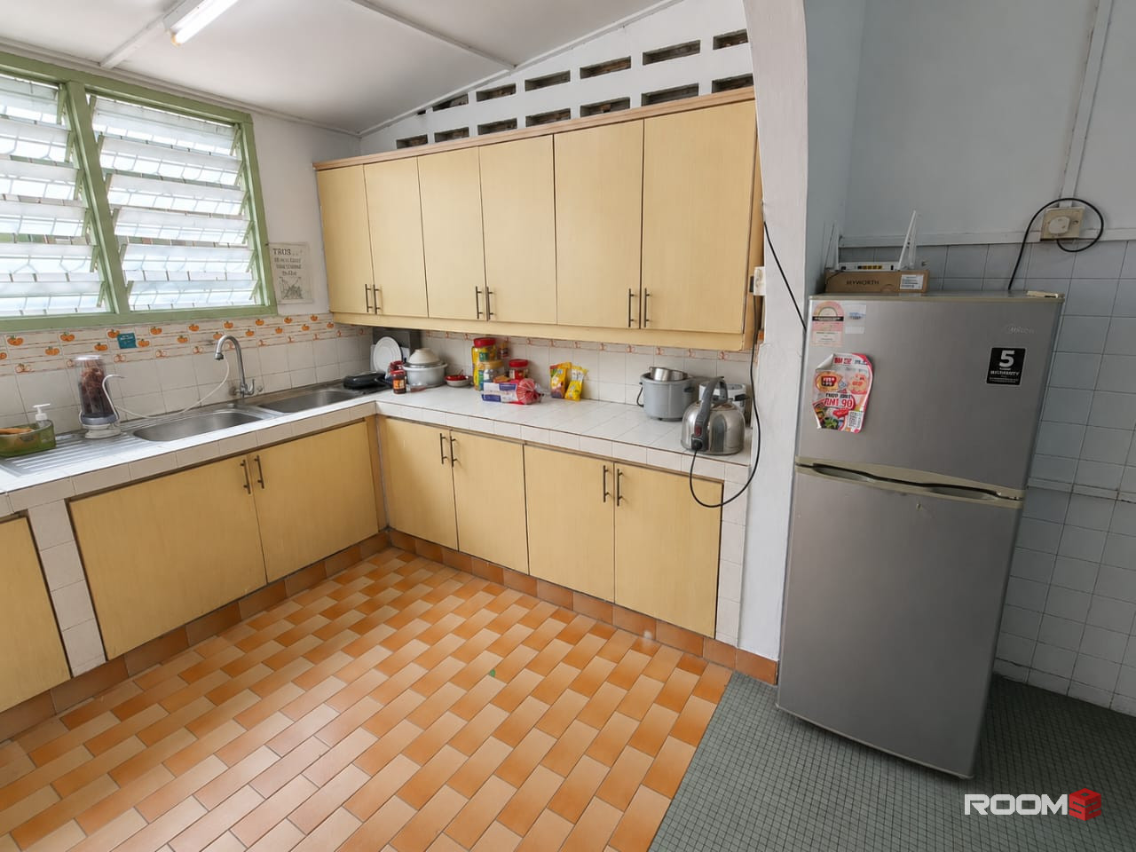 🚗 3–5 Mins To SS2 Food Street & Taman Bahagia LRT 🚉 | Single Room For Rent @ SS2 Petaling Jaya