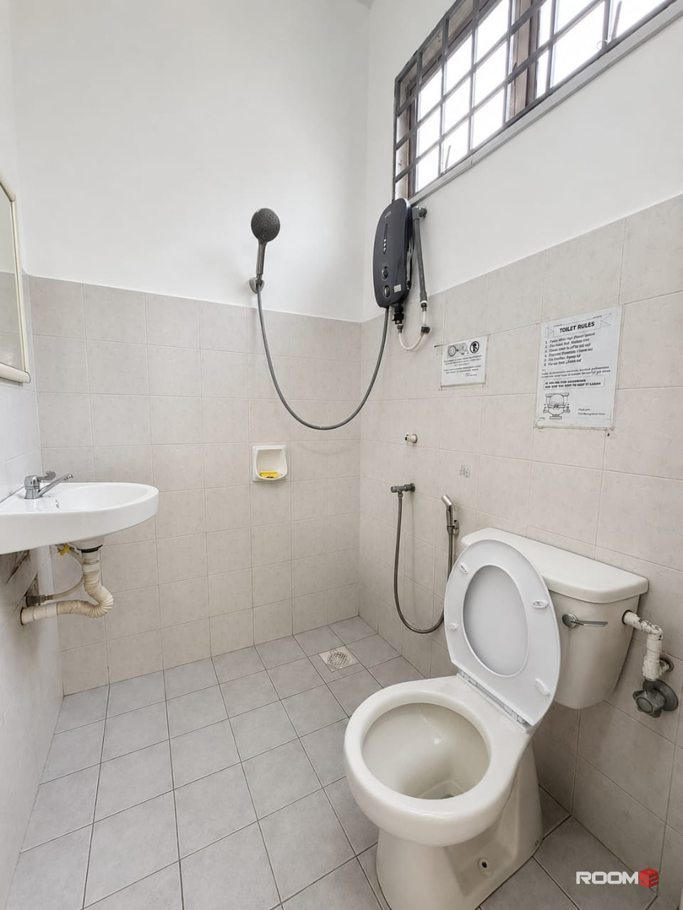 🏡 Bandar Utama Room For Rent | 🚇 350m To Bandar Utama MRT | 🛍️ 600m To 1 Utama 🛒