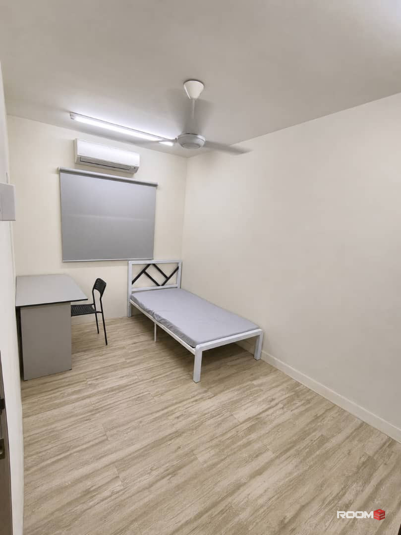 🚆 400m Walk to Kelana Jaya LRT🚶‍♂️ Medium Room @ SS24 PJ 🔥 Near Kelana Jaya Medical Centre 🏥 & Paradigm Mall 🛍️