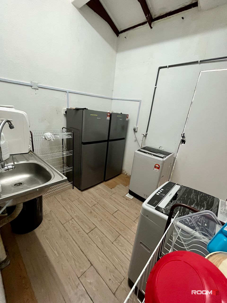 Limited Room ! 🚉 Bandar Utama MRT Station 🚶‍♂️