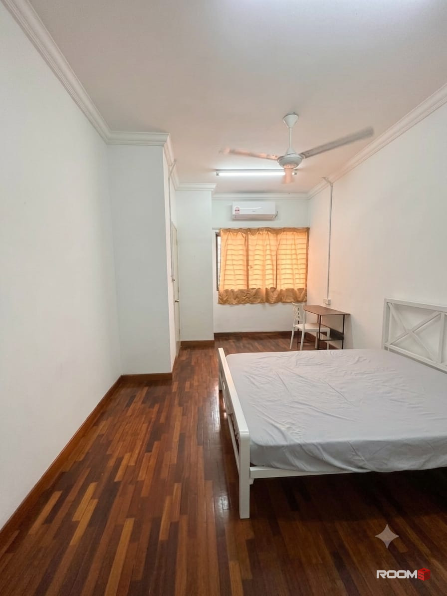 🏡  Medium Room @ Bandar Utama BU6 ❤️ | 🚗 5-6 Mins to 1 Utama Shopping Centre 🛍️🛒