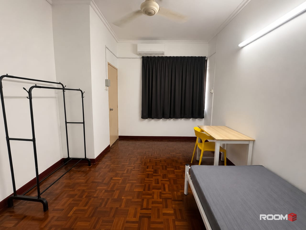🏡 Medium Room For Rent @ Bandar Utama ❤️ | 🚗 4 Mins To Centre Point Bandar Utama 🛒🛍️