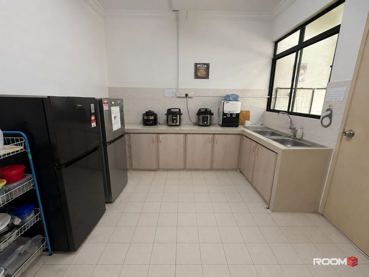 🏡 Medium Room For Rent @ Bandar Utama ❤️ | 🚗 4 Mins To Centre Point Bandar Utama 🛒🛍️