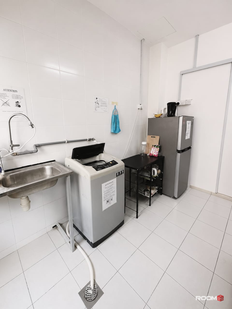 🏠 Private Room For Rent @ Taman Sri Jaromas 🔥 | 🚗 Near Econsave & Lotus's Jenjarom 🛒🛍️